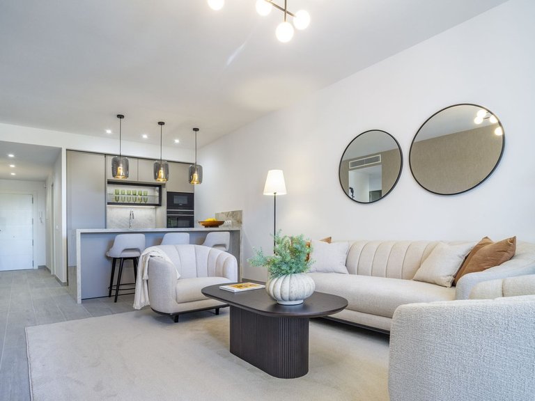 Apartment for Sale in Nueva Andalucía, Malaga 11