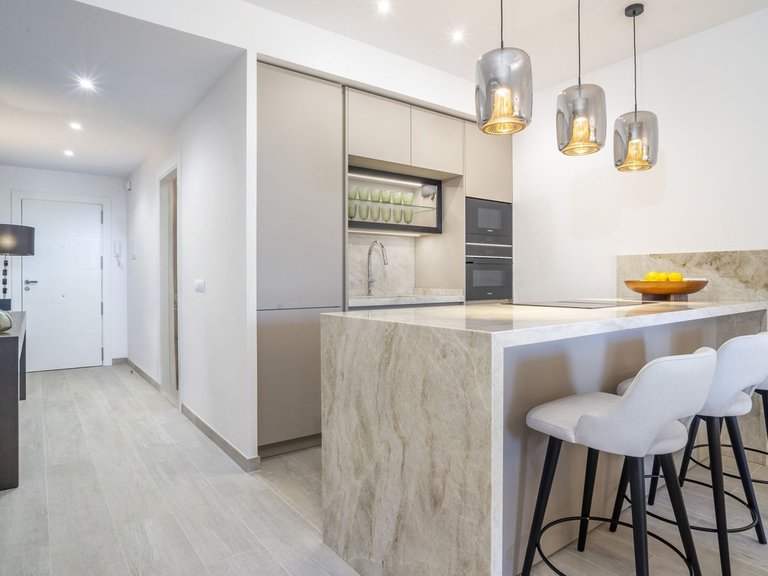 Apartment for Sale in Nueva Andalucía, Malaga 15