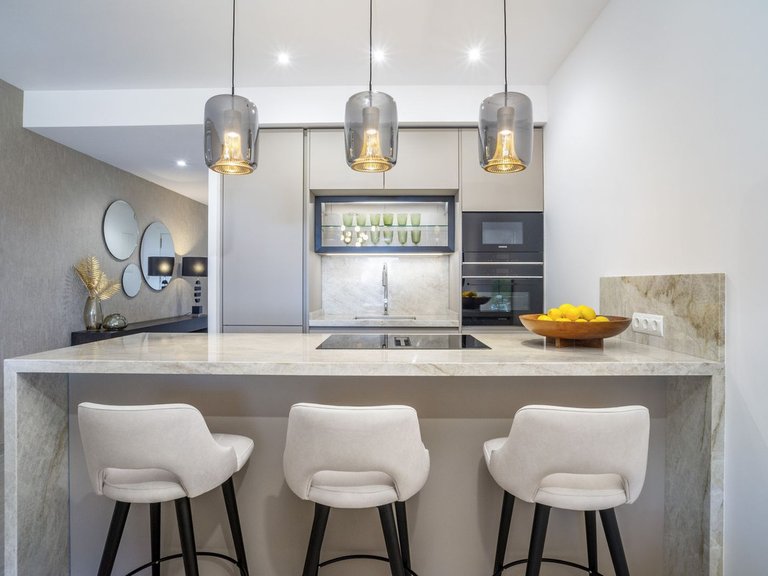 Apartment for Sale in Nueva Andalucía, Malaga 17