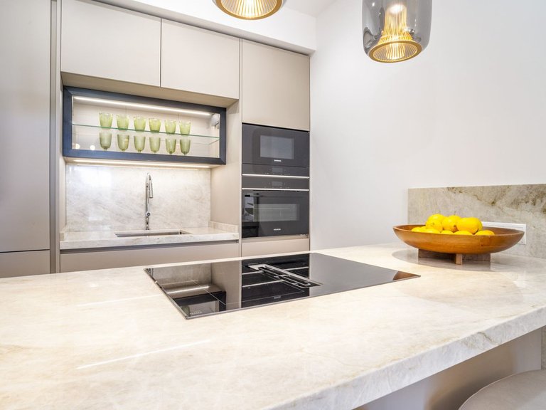 Apartment for Sale in Nueva Andalucía, Malaga 19