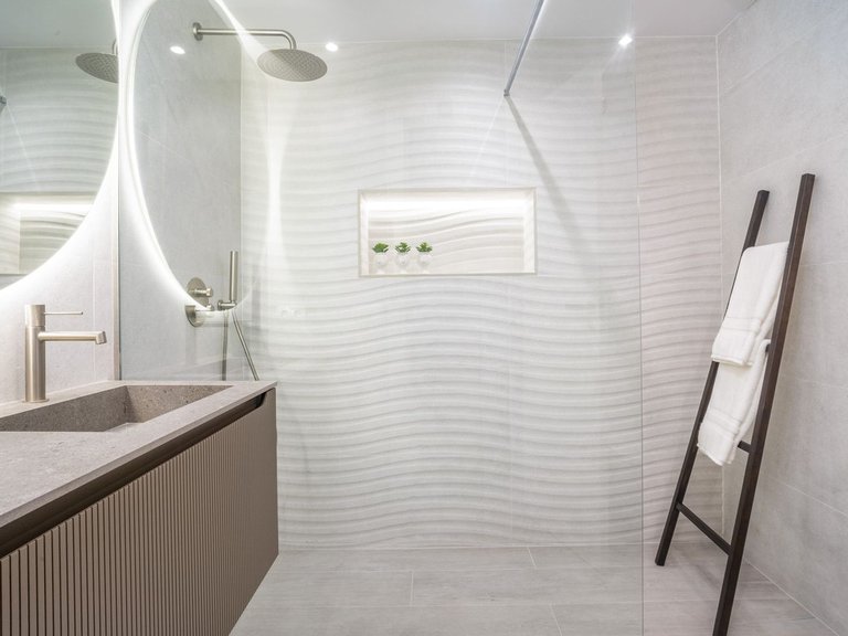 Apartment for Sale in Nueva Andalucía, Malaga 35