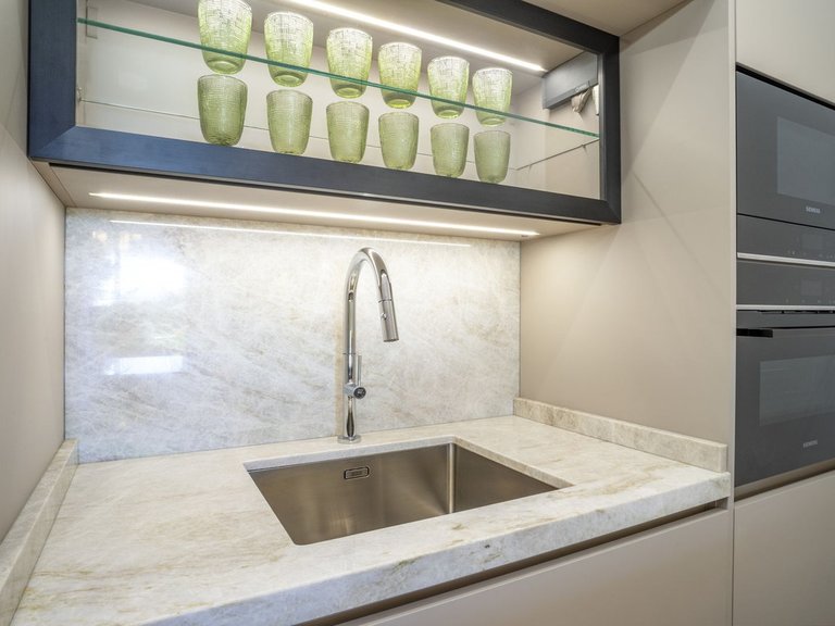 Apartment for Sale in Nueva Andalucía, Malaga 41