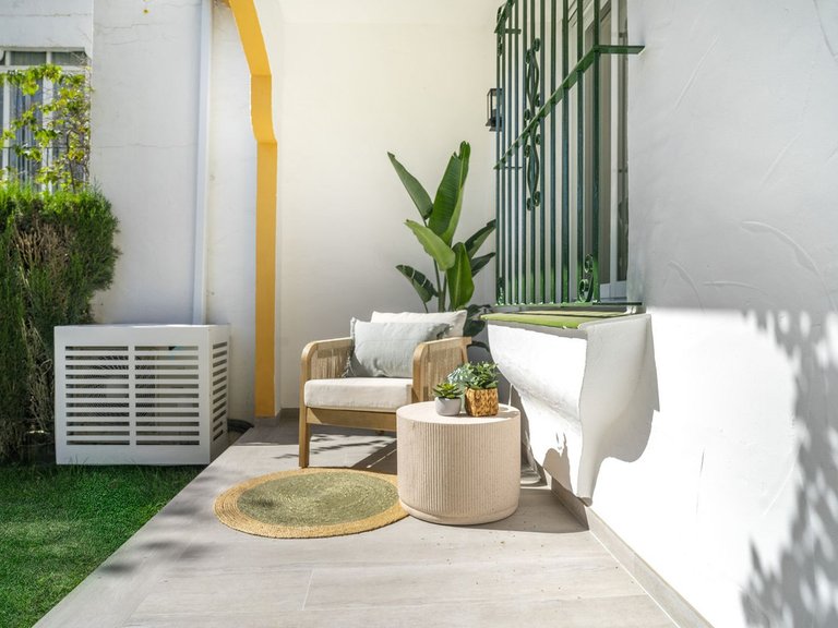 Apartment for Sale in Nueva Andalucía, Malaga 42