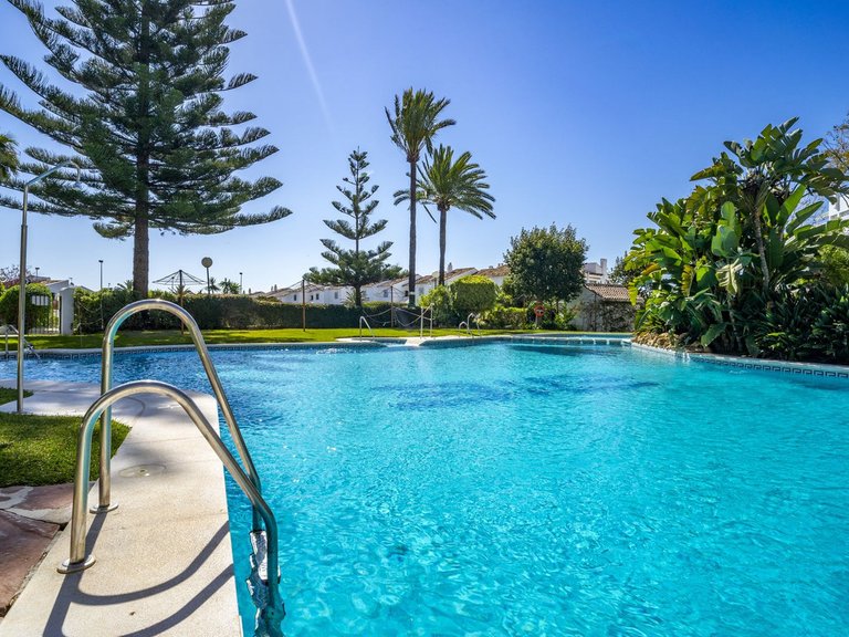 Apartment for Sale in Nueva Andalucía, Malaga 46