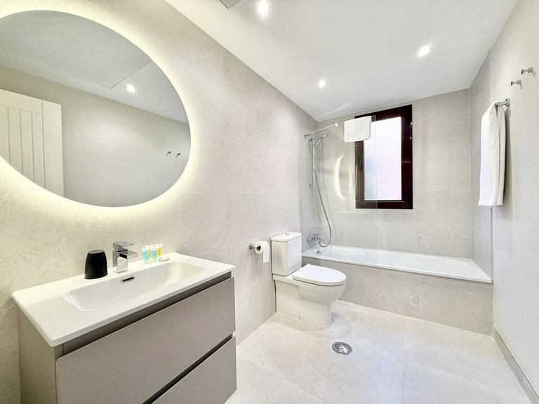 Apartment for Sale in Benahavís, Malaga 17