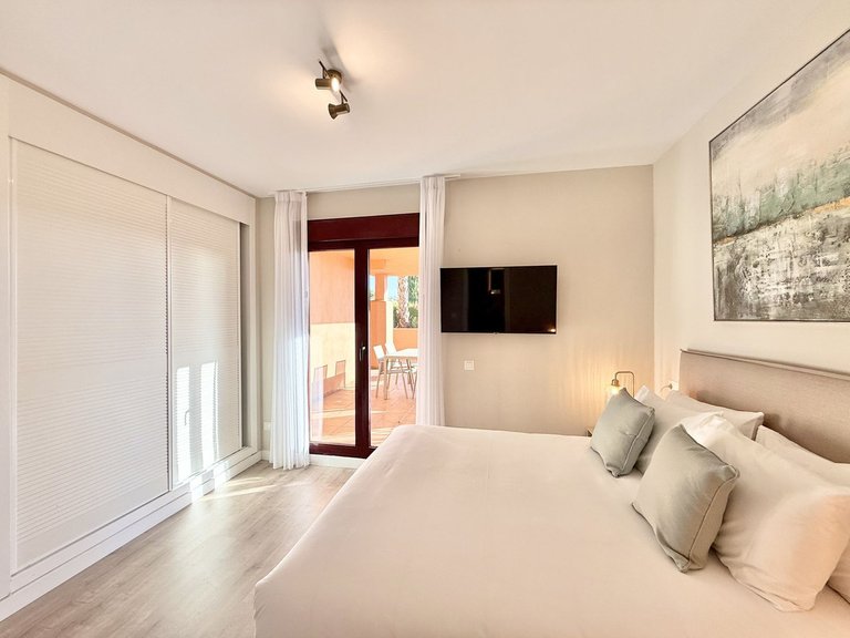Apartment for Sale in Benahavís, Malaga 25