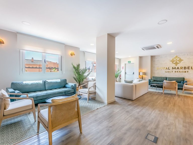 Apartment for Sale in Benahavís, Malaga 30