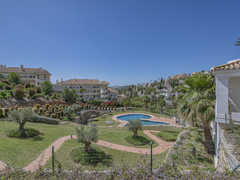Apartment for Sale in Nueva Andalucía, Malaga 4