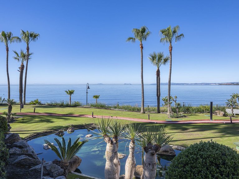 Apartment for Sale in New Golden Mile, Malaga 17