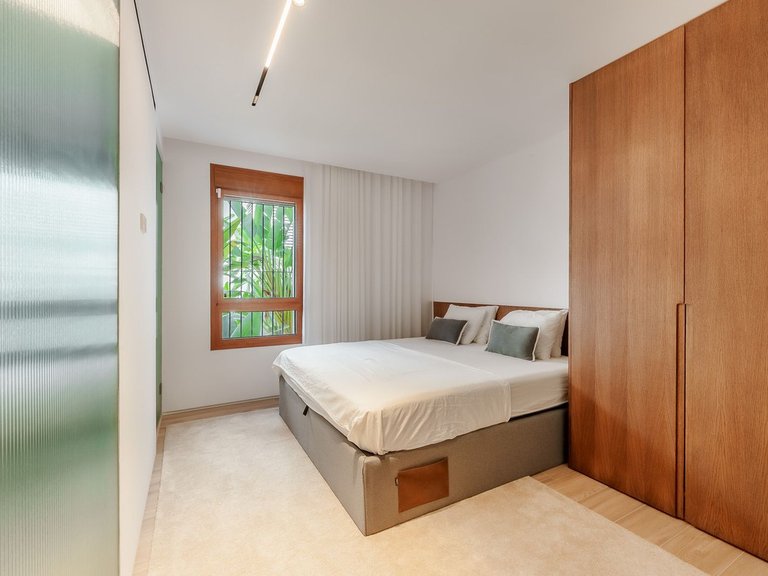 Apartment for Sale in Nueva Andalucía, Malaga 12
