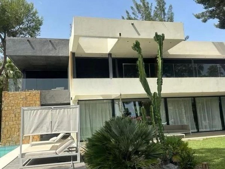 Villa for Sale in Marbella, Malaga 2