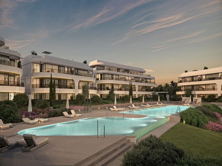 Apartment for Sale in New Golden Mile, Malaga 1