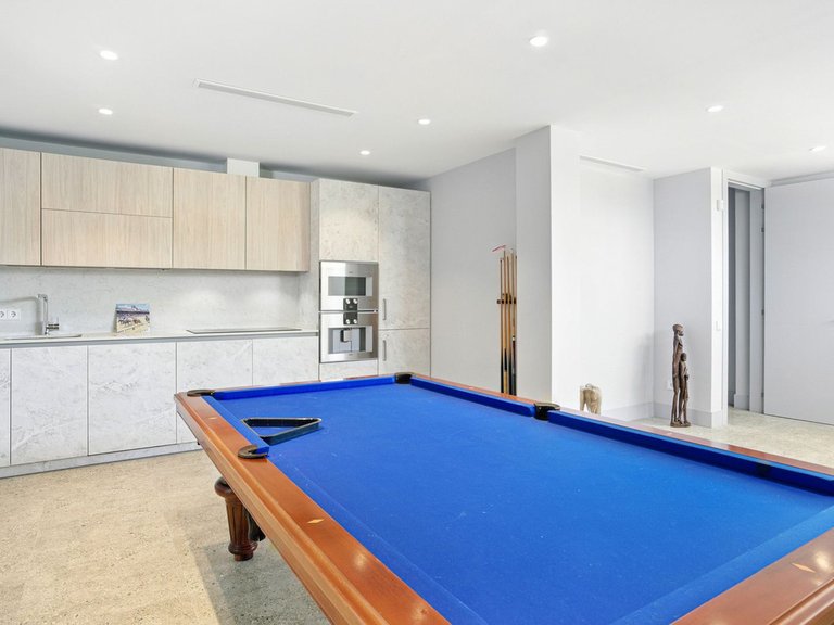 Villa for Sale in Elviria, Malaga 48