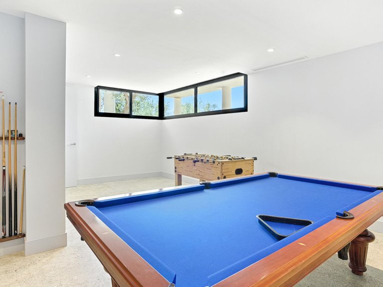 Villa for Sale in Elviria, Malaga 49