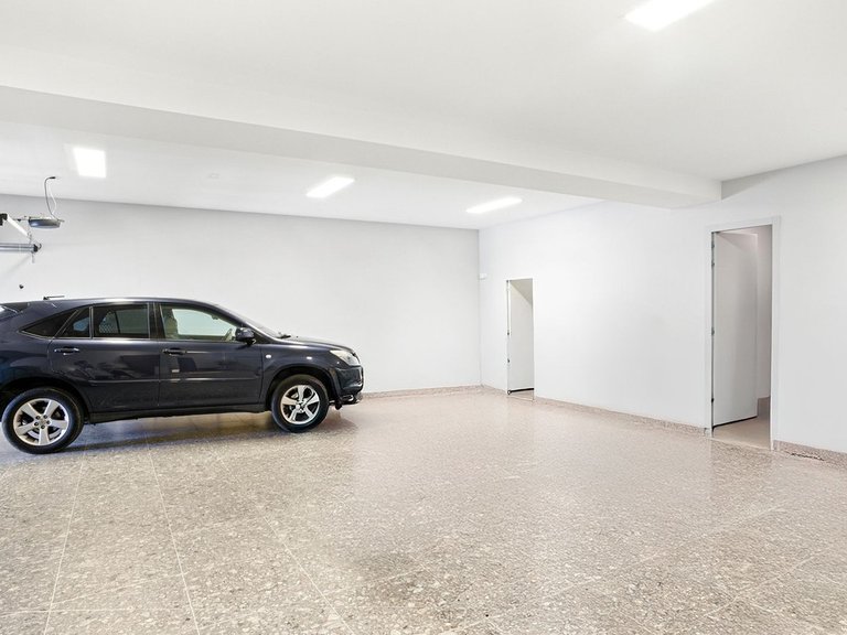 Villa for Sale in Elviria, Malaga 62