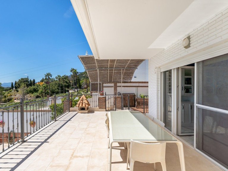 Villa for Sale in La Capellania, Malaga 15