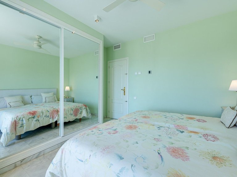 Villa for Sale in La Capellania, Malaga 23