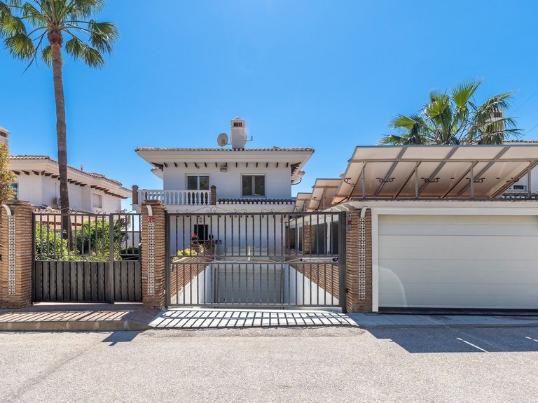 Villa for Sale in La Capellania, Malaga 49