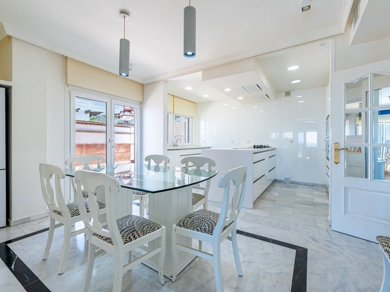 Villa for Sale in La Capellania, Malaga 6