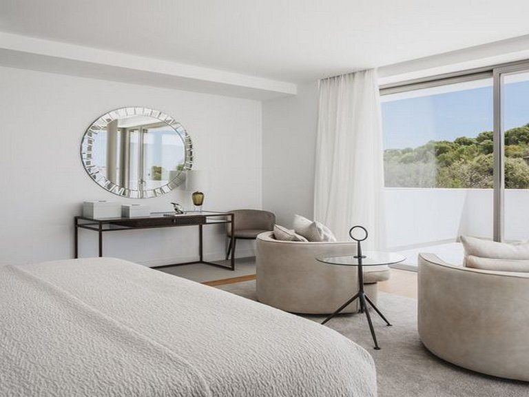 Villa for Sale in Marbella, Malaga 9
