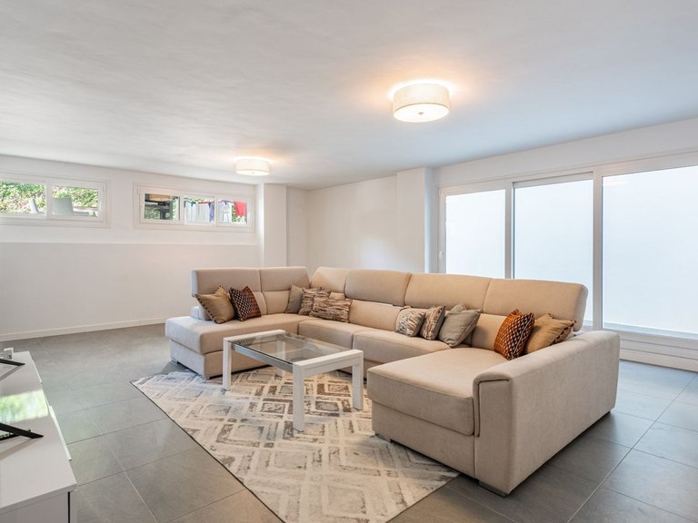 Apartment for Sale in Benahavís, Malaga 19