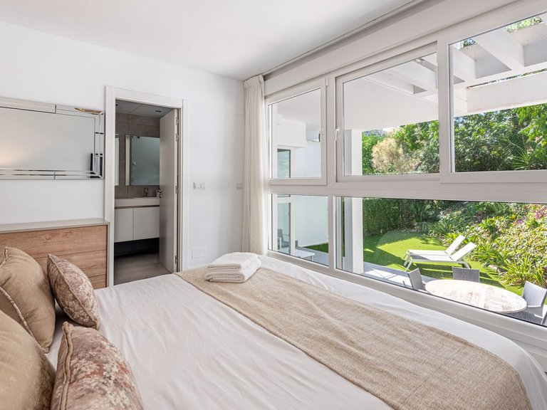 Apartment for Sale in Benahavís, Malaga 20