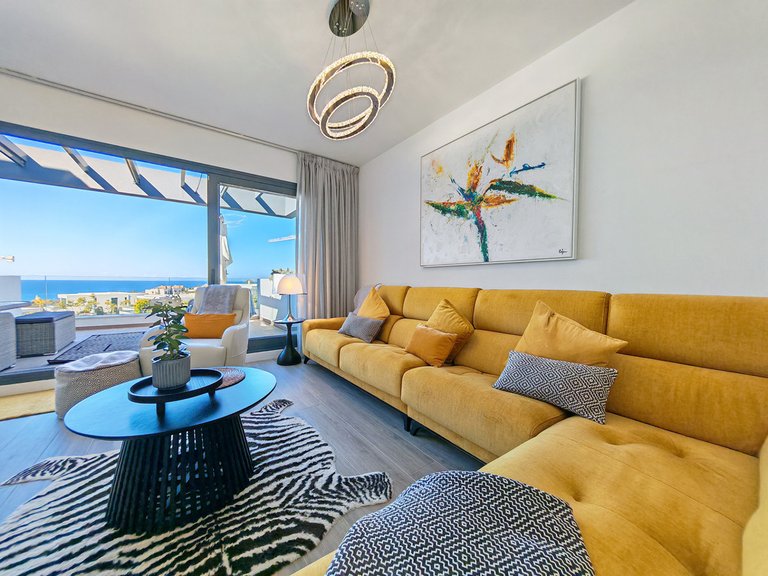 Penthouse for Sale in Cabopino, Malaga 1