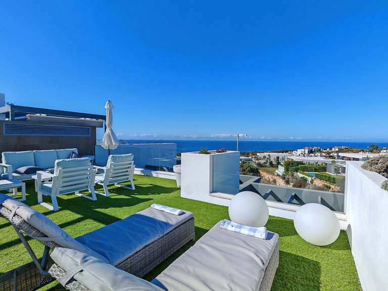 Penthouse for Sale in Cabopino, Malaga 21