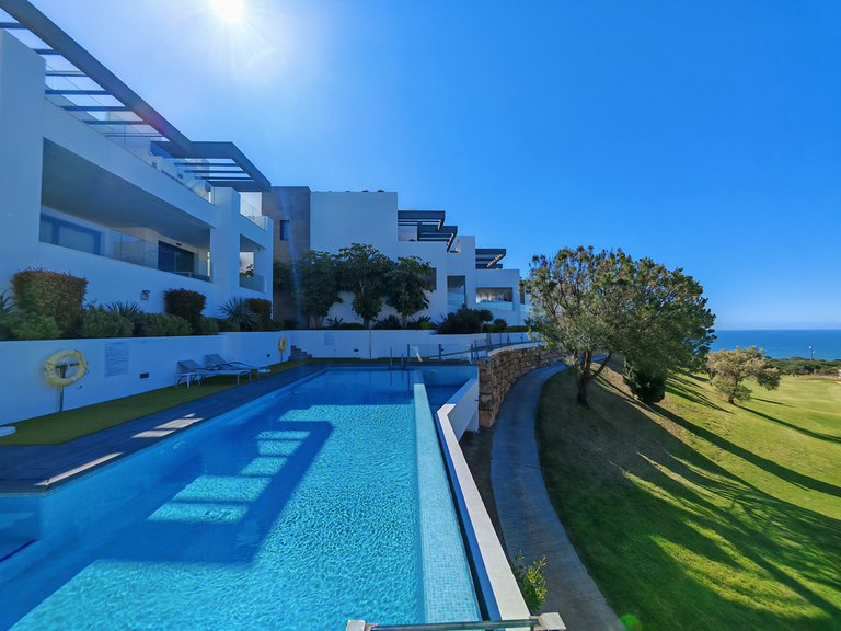 Penthouse for Sale in Cabopino, Malaga 24