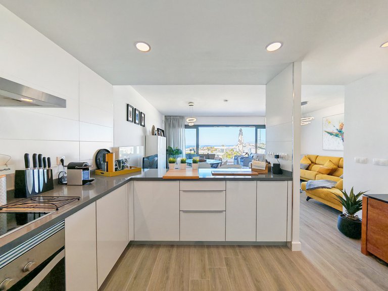 Apartment for Sale in Cabopino, Malaga 9