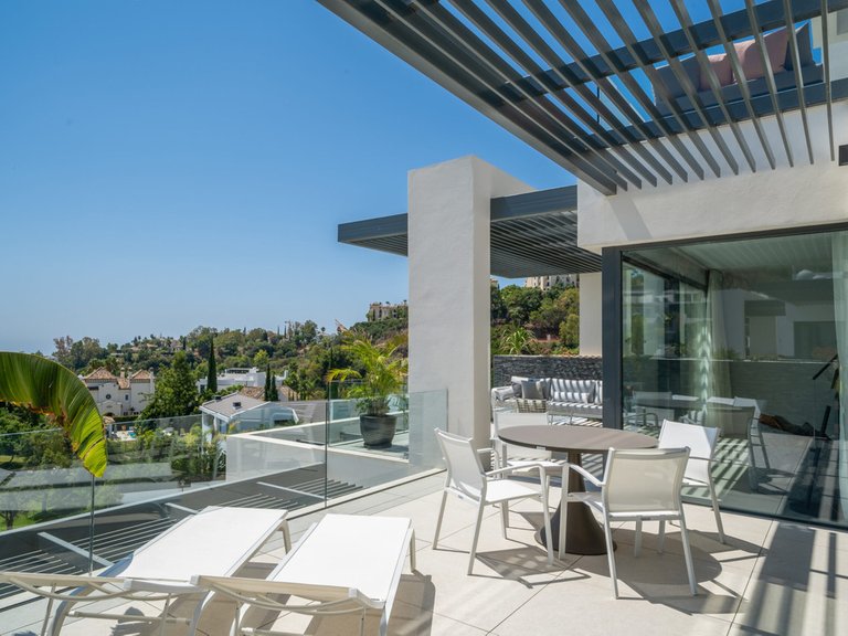 Penthouse for Sale in Benahavís, Malaga 2