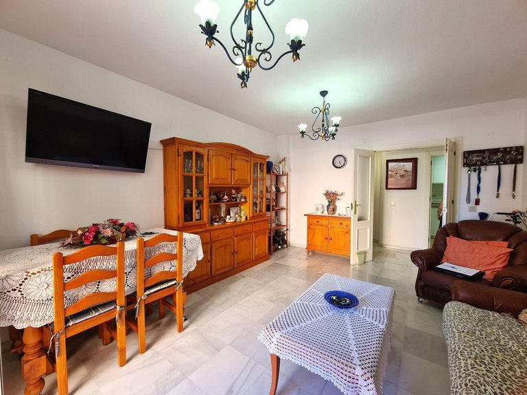 Villa for Sale in San Luis De Sabinillas, Malaga 9