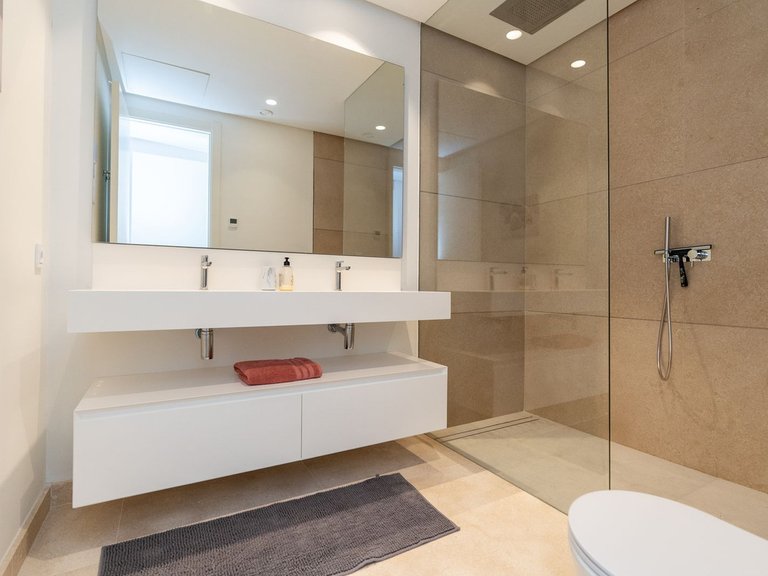 Apartment for Sale in Benahavís, Malaga 11
