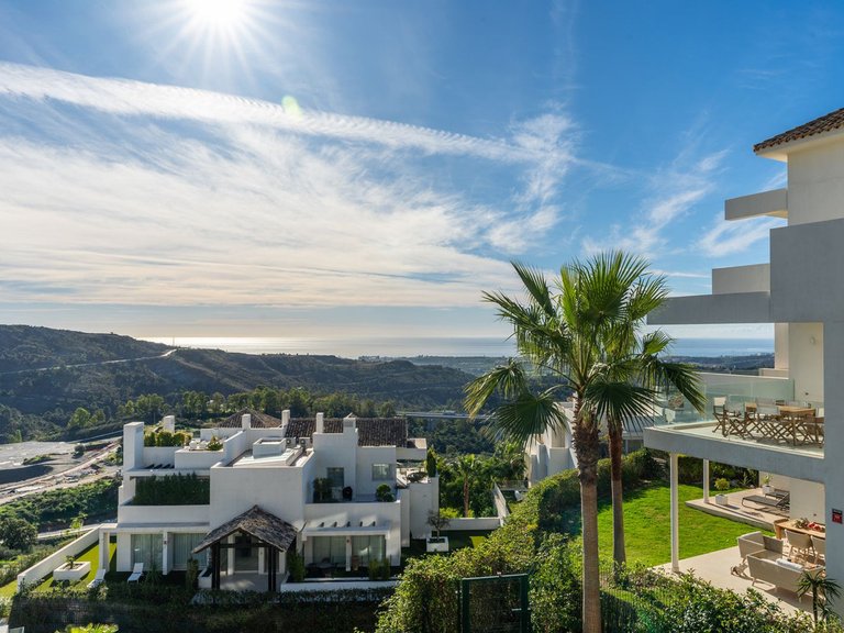 Apartment for Sale in Benahavís, Malaga 15