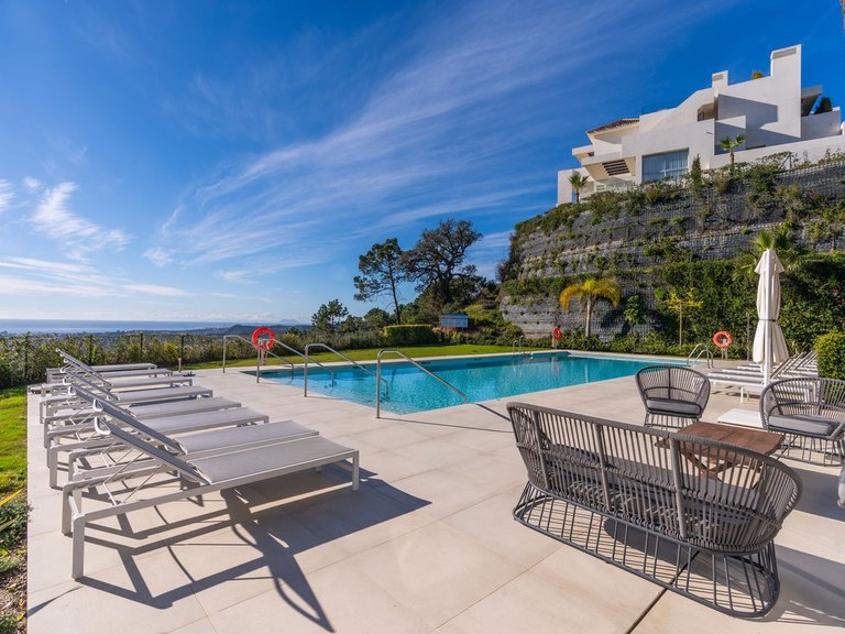 Apartment for Sale in Benahavís, Malaga 16