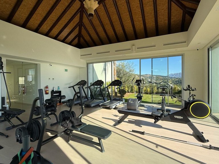 Apartment for Sale in Benahavís, Malaga 17