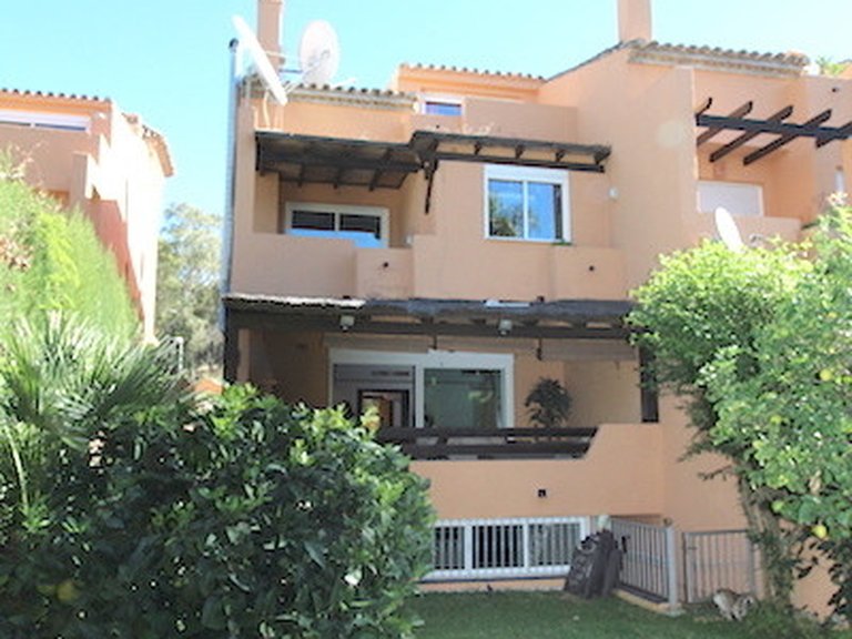 Villa for Sale in The Golden Mile, Malaga 7