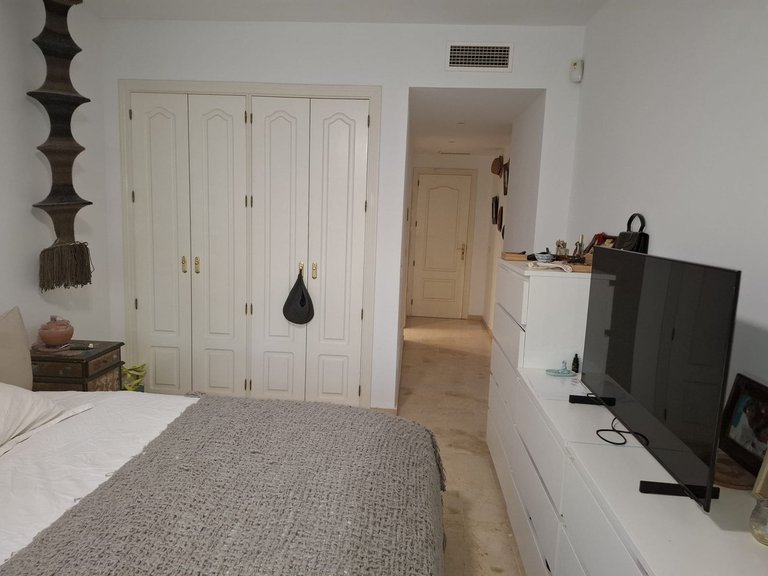 Apartment for Sale in El Paraiso, Malaga 5