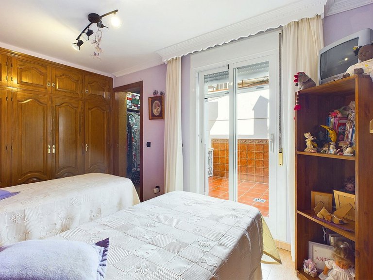 Villa for Sale in Estepona, Malaga 10