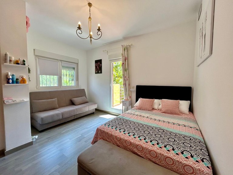 Villa for Sale in Estepona, Malaga 19