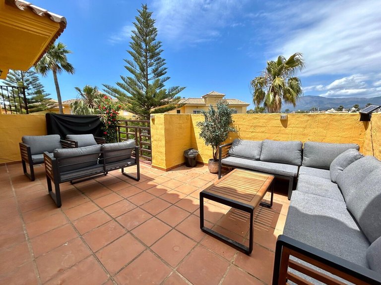 Villa for Sale in Estepona, Malaga 26