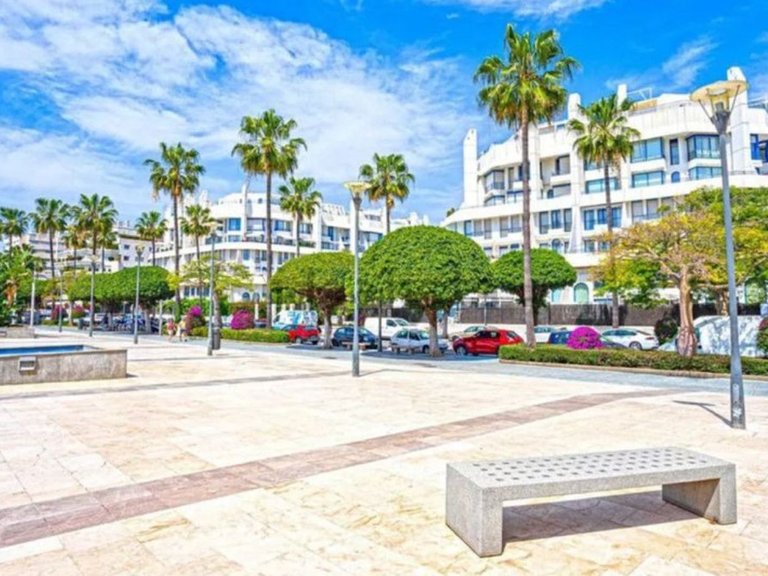 Apartment for Sale in Marbella, Malaga 19
