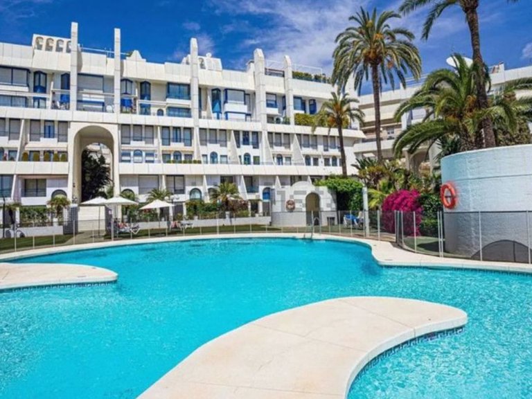 Apartment for Sale in Marbella, Malaga 20