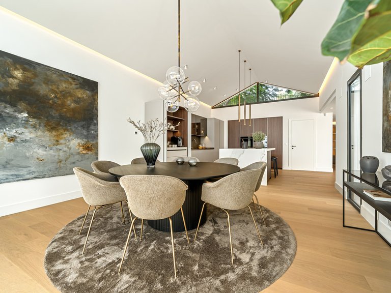 Villa for Sale in The Golden Mile, Malaga 13