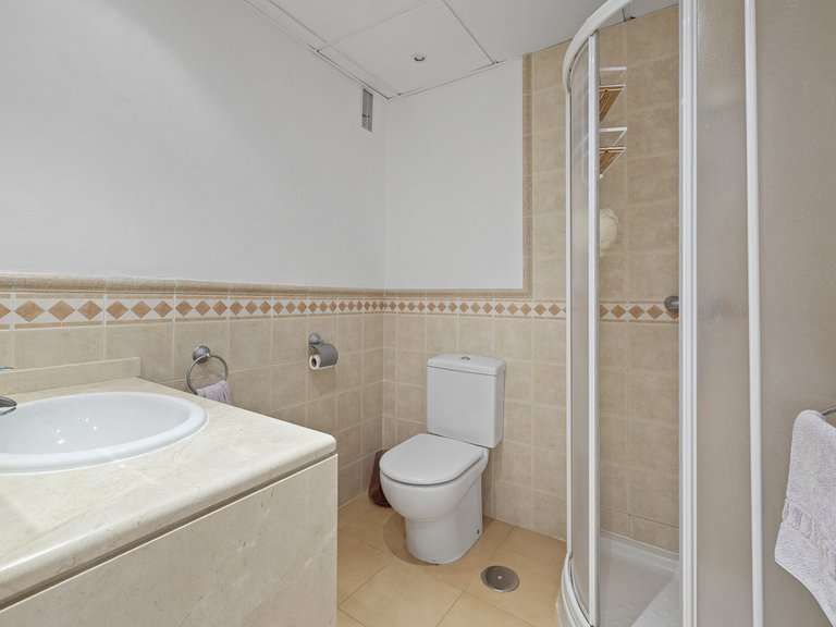 Apartment for Sale in Marbella, Malaga 19