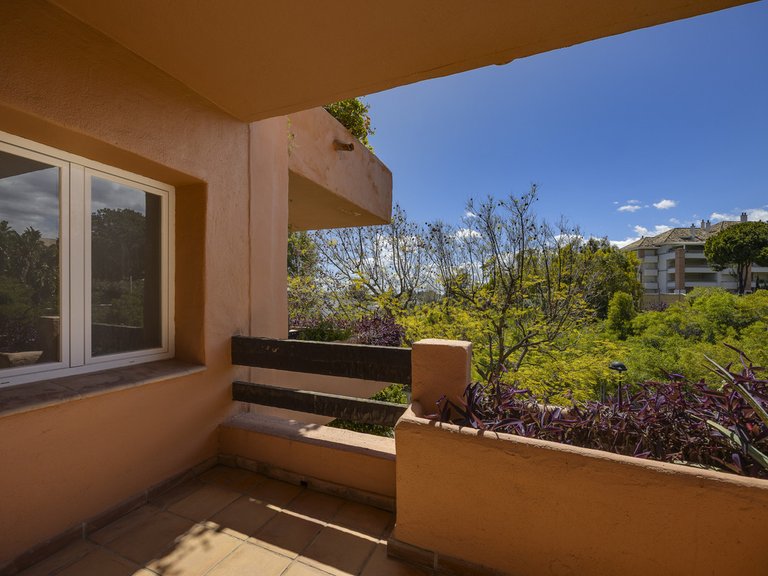 Apartment for Sale in Marbella, Malaga 24