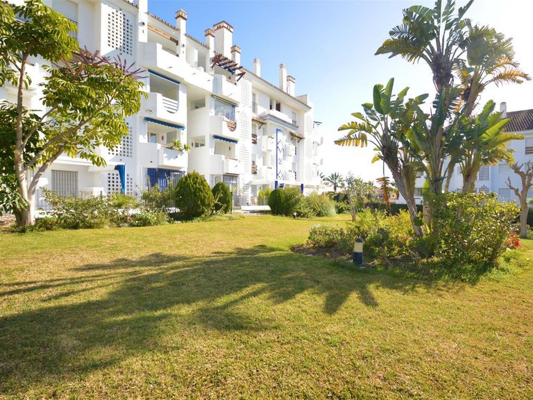 Apartment for Sale in Las Chapas, Malaga 13