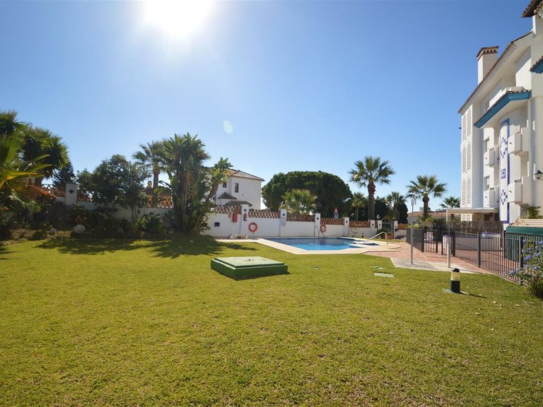Apartment for Sale in Las Chapas, Malaga 15