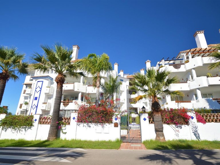 Apartment for Sale in Las Chapas, Malaga 3