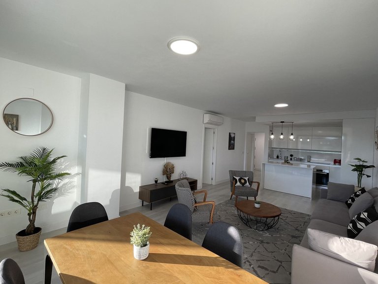 Apartment for Sale in Las Lagunas, Malaga 11